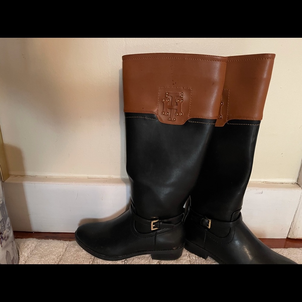 Tommy Hilfinger boots